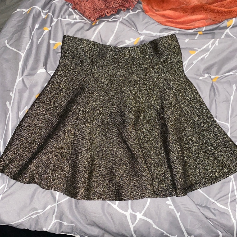 gold skirt